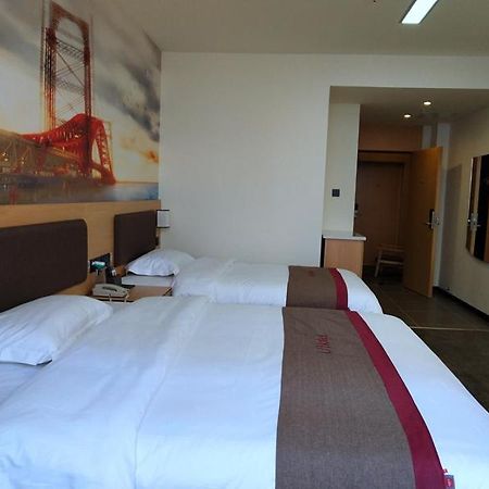 Thank Inn Plus Hotel Jiangxi Fuzhou Jinxi County Government Square Dış mekan fotoğraf